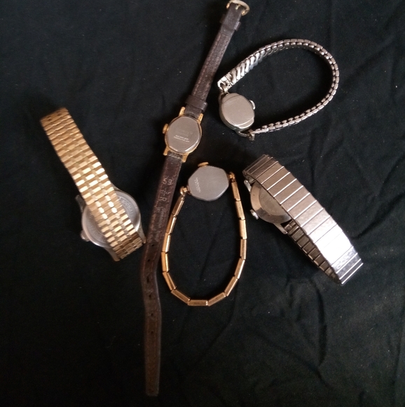 Lot of five small vintage timex watches - Picture 7 of 13